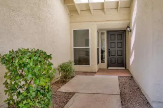 Photo #5: 6139809 Listing