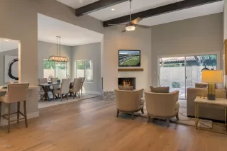 Photo #6: 6139809 Listing