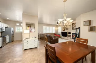 Photo #3: 6139852 Listing 