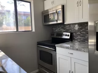 Photo #6: 6139884 Listing