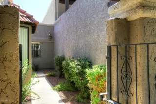 Photo #2: 6140169 Listing 