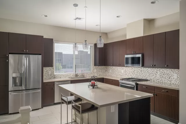 MLS: 6140372 Condo For Sale