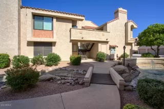 Photo #2: 6140389 Listing