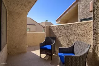 Photo #4: 6140389 Listing