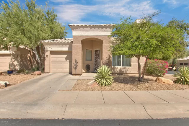 MLS: 6140400 Condo For Sale
