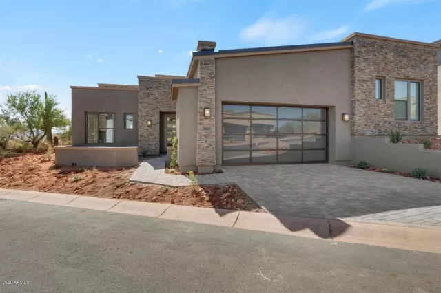 MLS: 6140518 Condo For Sale