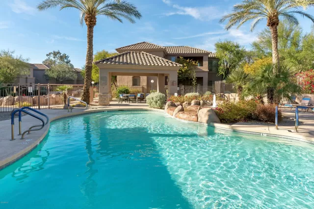 MLS: 6140622 Condo For Sale