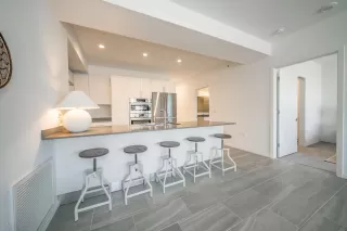 Photo #2: 6140658 Listing 