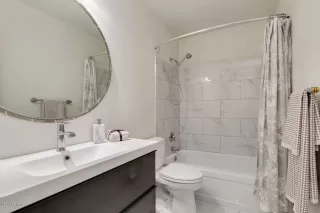 Photo #2: 6140744 Listing