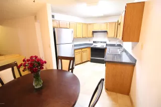 Photo #4: 6140879 Listing