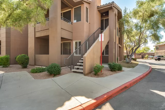MLS: 6141062 Condo For Sale