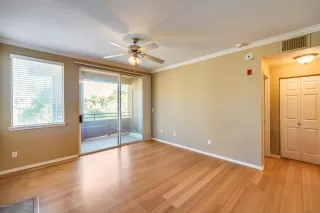 Photo #2: 6141062 Listing