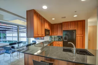 Photo #2: 6141241 Listing