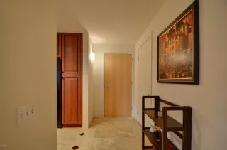 Photo #5: 6141241 Listing