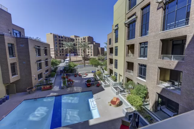 MLS: 6141598 Condo For Sale