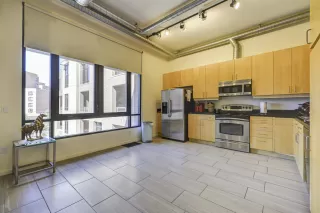 Photo #5: 6141598 Listing