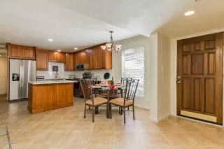 Photo #5: 6141609 Listing