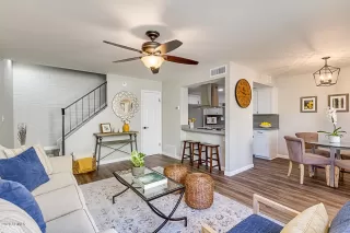 Photo #3: 6141792 Listing 