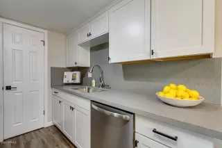 Photo #6: 6141792 Listing 