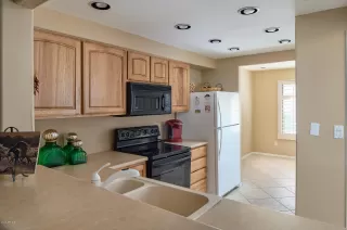 Photo #3: 6141881 Listing