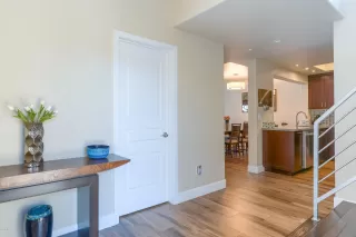 Photo #1: 6141892 Listing