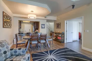 Photo #3: 6141892 Listing