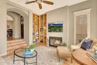 Photo #3: 6141960 Listing