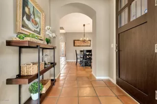 Photo #4: 6141960 Listing