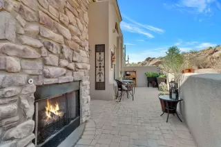 Photo #5: 6141960 Listing