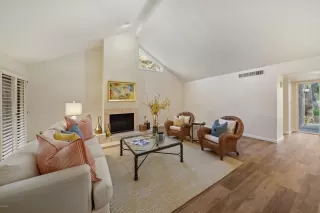 Photo #2: 6142114 Listing