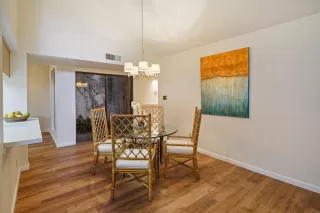 Photo #4: 6142114 Listing
