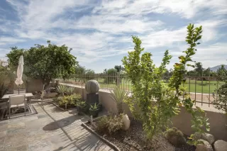 Photo #5: 6142138 Listing