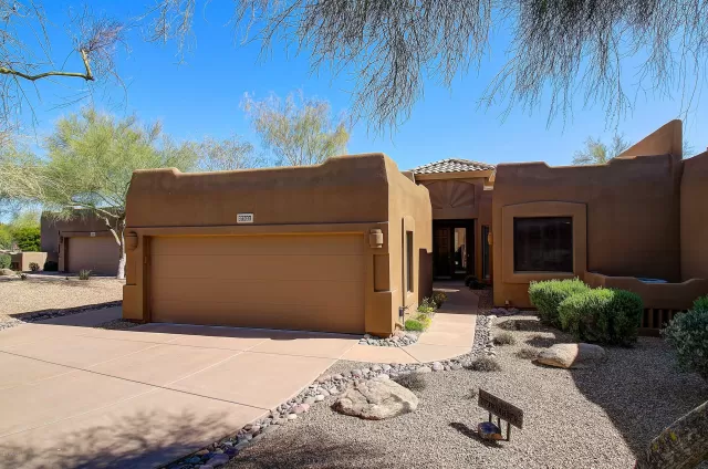 MLS: 6142422 Condo For Sale