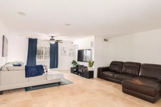 MLS: 6142658 Condo For Sale