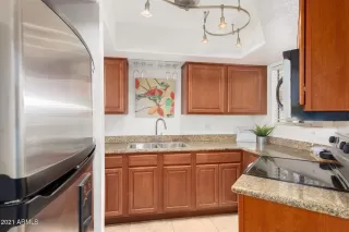 Photo #4: 6142810 Listing