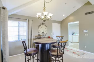 Photo #3: 6142861 Listing