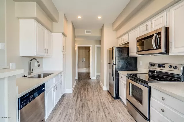 MLS: 6143203 Condo For Sale