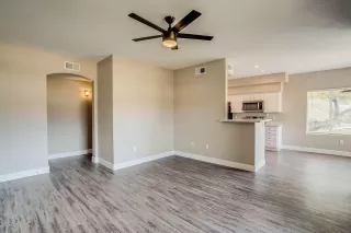 Photo #2: 6143203 Listing