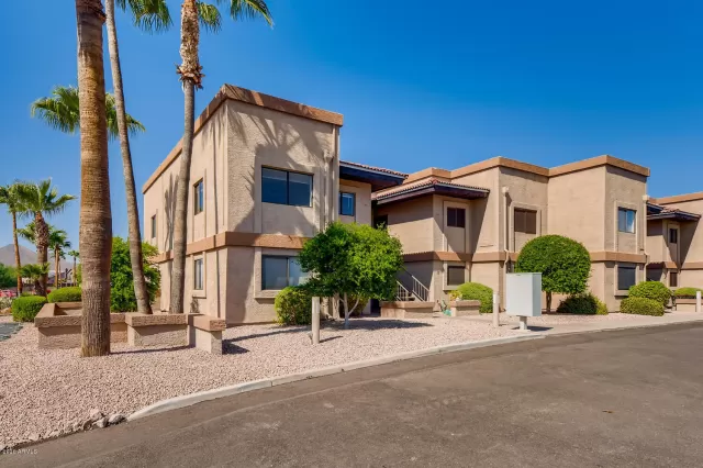MLS: 6143245 Condo For Sale