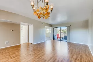 Photo #4: 6143245 Listing 