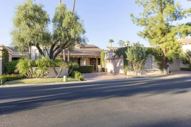 MLS: 6143303 Condo For Sale