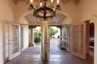 Photo #3: 6143303 Listing