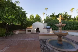 Photo #5: 6143303 Listing