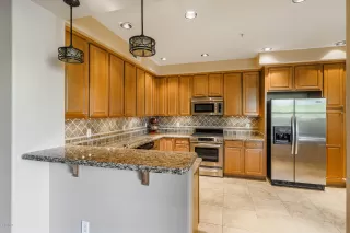 Photo #5: 6143547 Listing