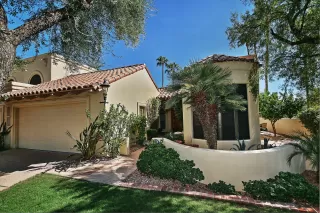 Photo #2: 6143735 Listing 
