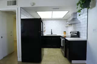 Photo #2: 6143934 Listing 