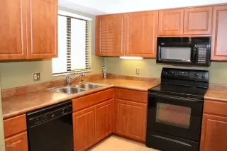 Photo #1: 6143968 Listing