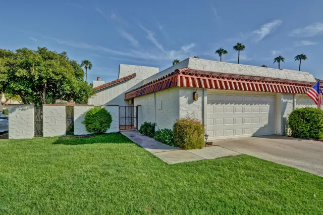 MLS: 6144310 Condo For Sale