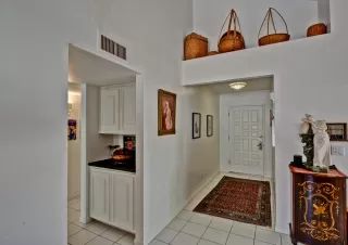 Photo #2: 6144310 Listing 