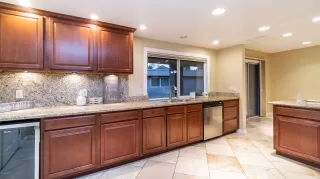 Photo #2: 6144328 Listing